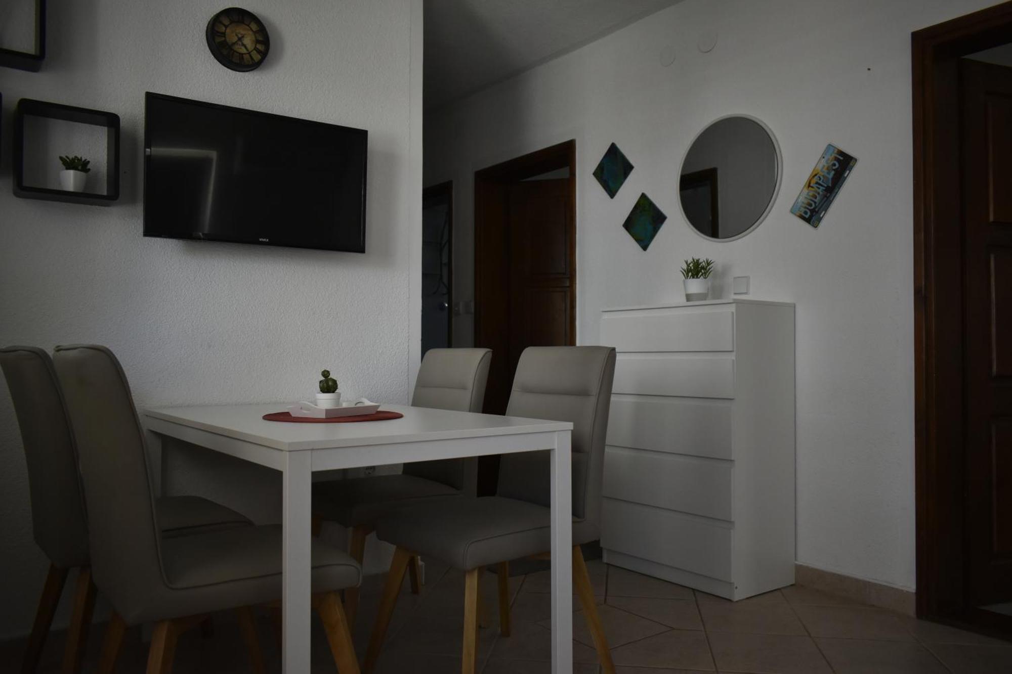 Apartmani Cvangic Vir Exteriör bild